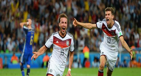 أوزيل وجوتزه يقودان المنتخب الألماني أمام بولندا في تصفيات يورو 2016 